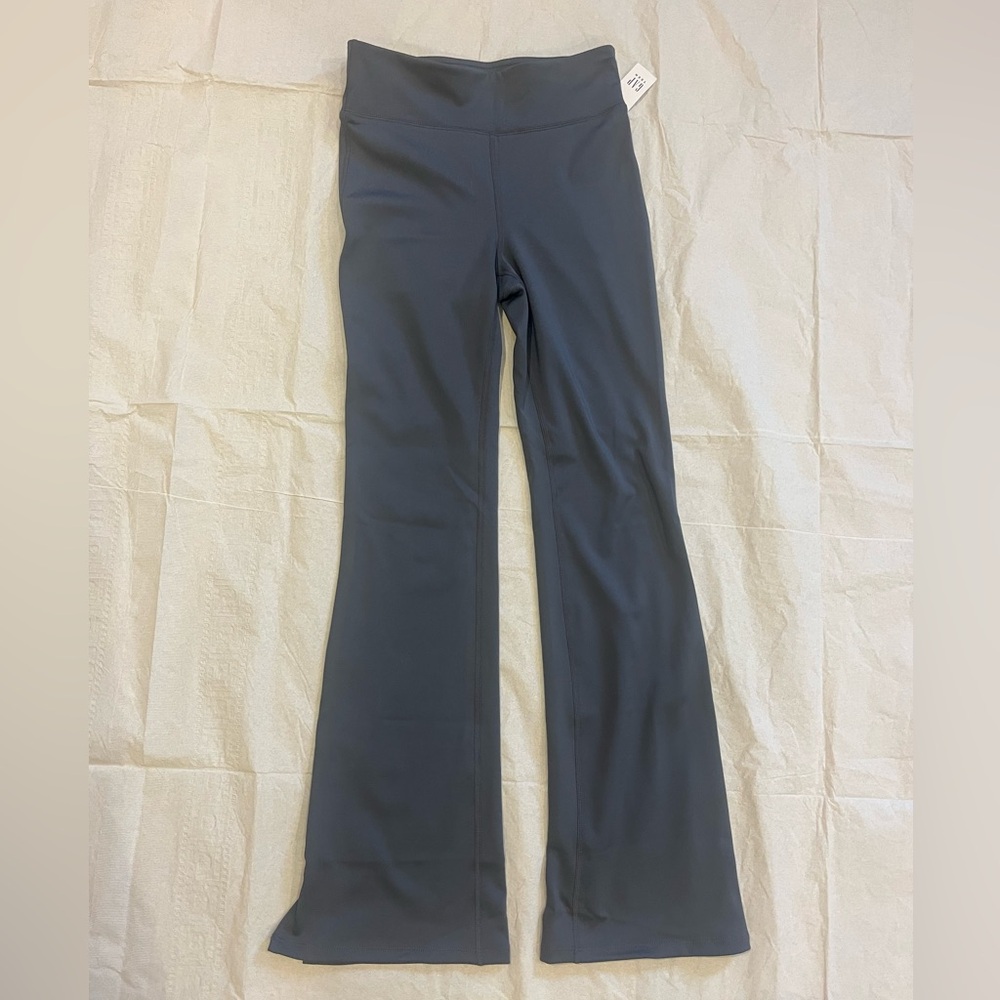 GAP Teen silver yoga tights